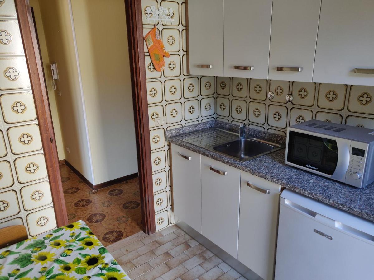 Ferienwohnung Residenza Il Poggio San Bartolomeo Al Mare Exterior foto