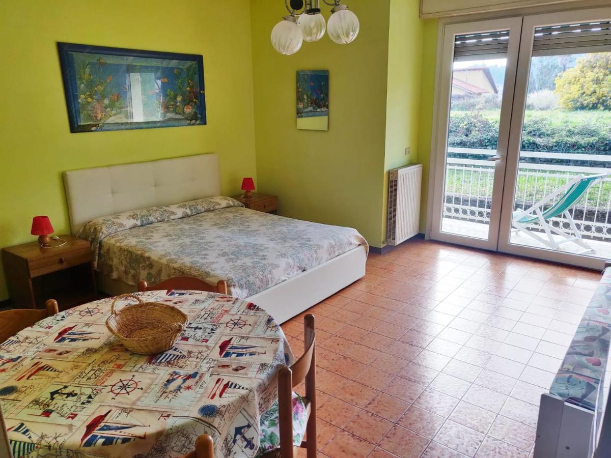 Ferienwohnung Residenza Il Poggio San Bartolomeo Al Mare Exterior foto