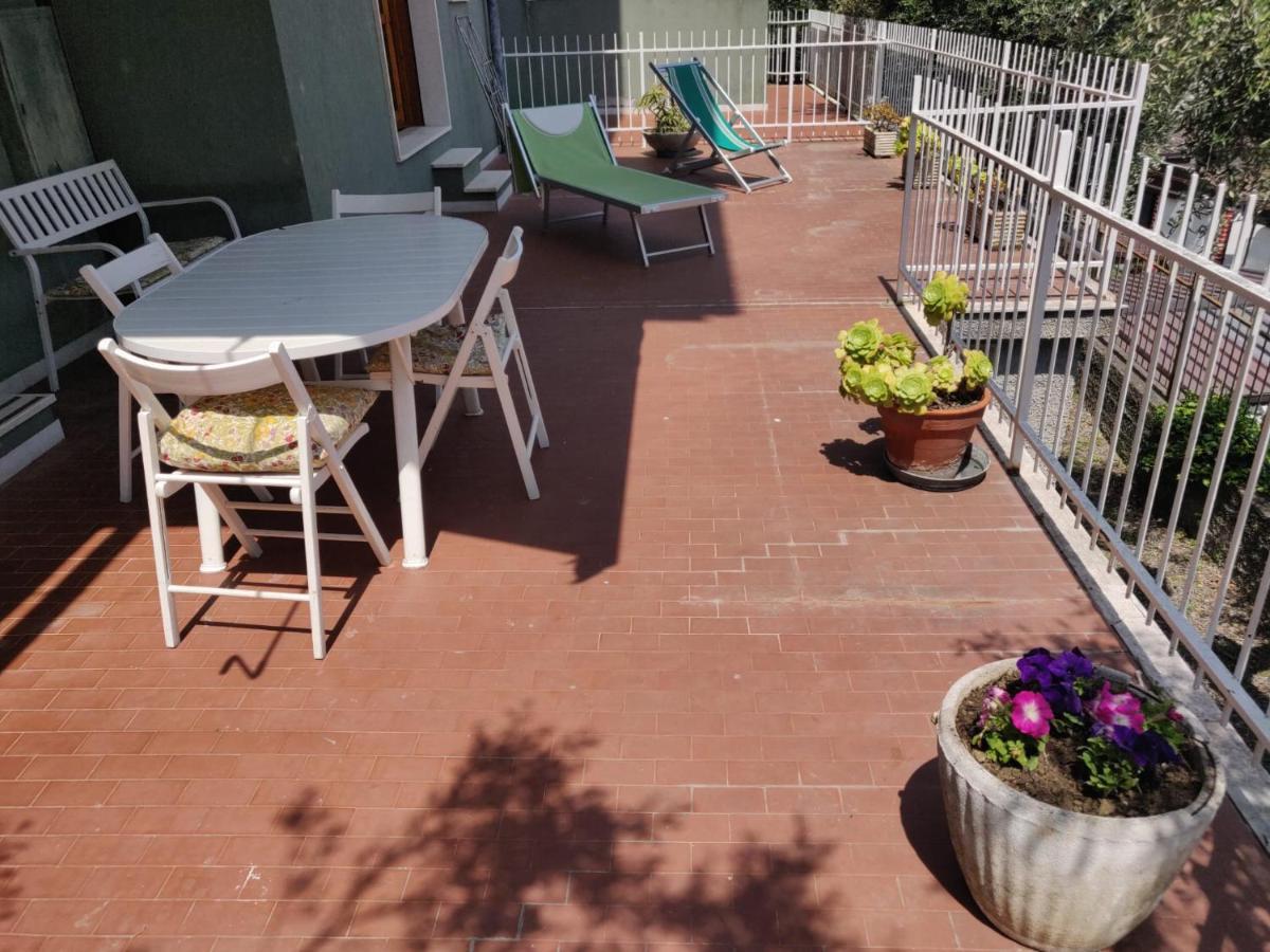 Ferienwohnung Residenza Il Poggio San Bartolomeo Al Mare Exterior foto